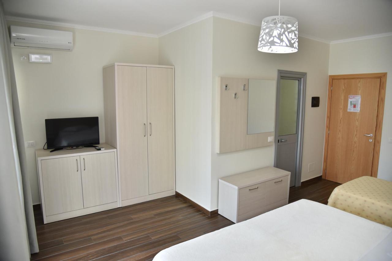 Hotel Imperiale Durrës Exteriér fotografie